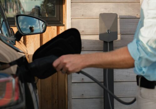 Waarom een wandlader de slimste keuze is voor thuisladen