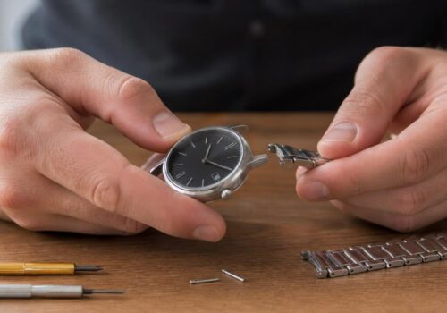 Bandje stuk? Gooi je horloge niet gelijk weg!